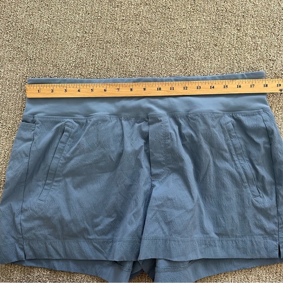 Athleta Trekkie North Shorts Blue Size‎ 16 - Picture 6 of 8